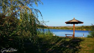 Beneficiile namolului tamaduitor si ale apei sarate din comuna albaiuliana Spring sunt cautate de tot mai multi turisti.