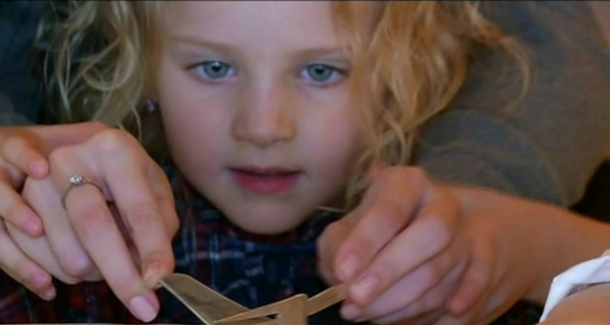 Bunele maniere se invata de mic! Cat costa un curs de eticheta pentru cei mici