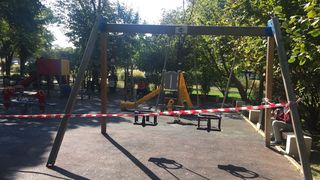 Locurile de joaca au fost inchise de trei saptamani