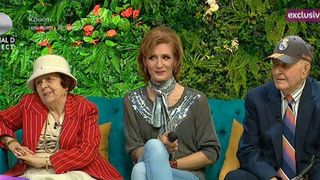 Bunicii Alexei au aflat de la TV ca nepotul lor a devenit femeie! "Cine suntem noi sa judecam? Il sustinem fiindca suntem o familie"