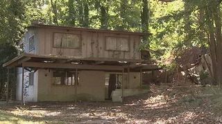 Cadavrul unui barbat, descoperit la mai bine de doi ani dupa ce a murit