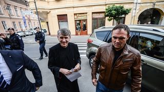 Cristian Pomohaci, la Mitropolia Ardealului! Fostul preot incearca sa ii convinga pe reprezentantii bisericii ca e nevinovat