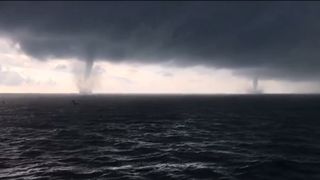 Porturile de la Marea Neagra, inchise din cauza vantului puternic