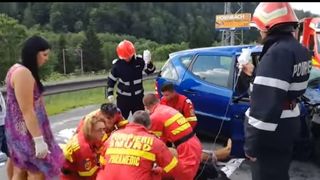 Arges: Patru raniti, intr-un accident provocat de un sofer baut si fara permis