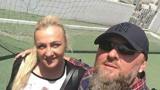 Vaduva lui Gheorghe Guset, acuze incredibile la adresa primei familii a regretatului campion: "Voi l-ati dat afara din casa lui, voi l-ati carat la politie si in tribunale! Nu stiu cum veti putea trai cu gandul ca datorita voua a murit! Guset nu a murit d