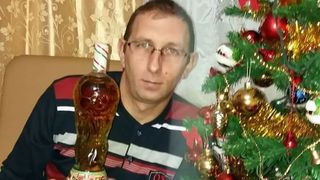 Minerul scos mort din galeria Lupeni a fost inmormantat chiar de ziua lui. Sotia lui a postat un mesaj sfasietor