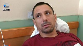 Un tanar din Craiova i-a injurat pe politisti si a ajuns la spital: "M-au lovit cu un scaun metalic peste tot. Pe spate, in cap..."