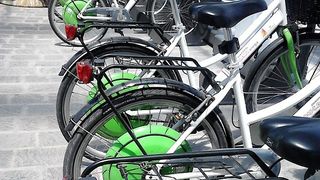 Zeci de biciclete electrice furate din Germania, in valoare de peste 900.000 lei, gasite in Vama Nadlac