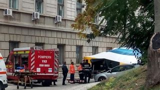 Clipe de panica la Iasi! O secretara de la Universitatea "Cuza" din Iasi ameninta ca se arunca in gol