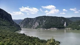 A fost gasit trupul fetitei de trei ani care se afla in masina cazuta in Dunare