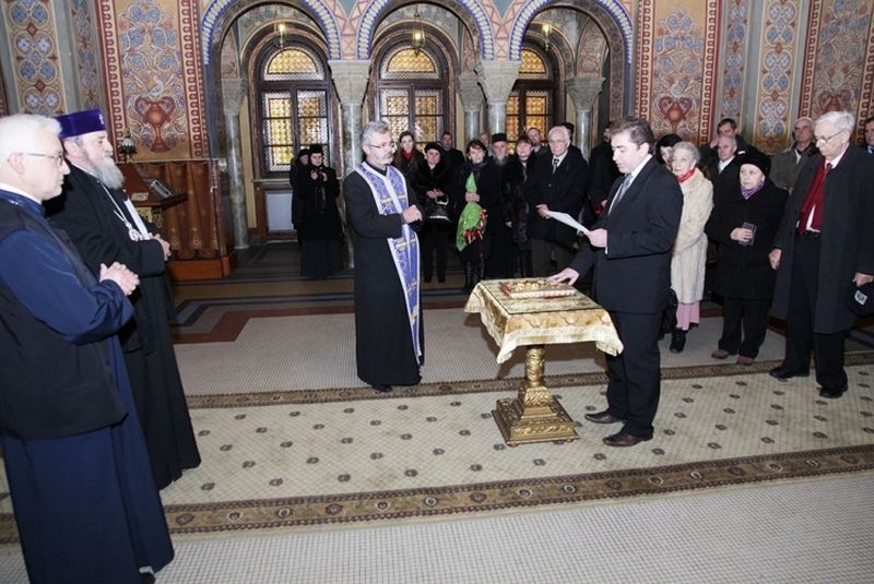 Daniel Ionascu si-a sustinut teza de doctorat la Facultatea de Teologie din Sibiu (foto: Lumina)