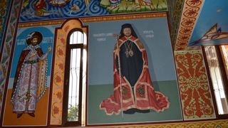 Fostul episcop de Husi, sters de pe peretii bisericilor, dupa scandalul care a zguduit BOR: "Ne-a facut de ras satul. A facut de ras ortodoxia"