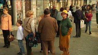 Cosmar pentru 80 de turisti romani care nu se pot intoarce acasa din Thailanda sau Egipt! Alte sute de persoane isi asteapta banii de la agentia de turism care a dat falimentau Egipt