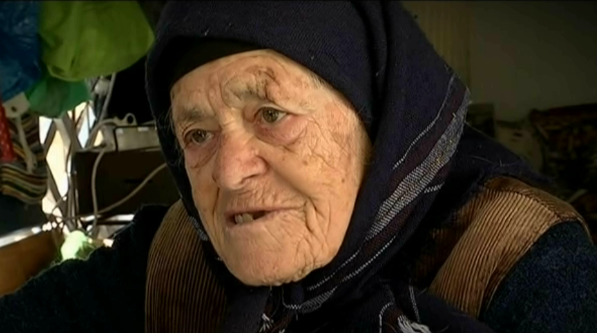 Ea e batranica de 96 de ani care si-a donat pensia pe aproape 2 ani pentru construirea Catedralei Mantuirii Neamului: "Am dat cand am putut, cand am avut"