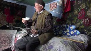 Un veteran de razboi de 92 de ani ar putea ajunge la inchisoare pentru ca a "prejuduciat statul". "Duceam oameni pana la Bucuresti si luam si eu ceva parale..."