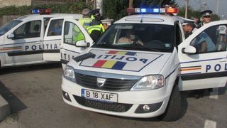 "Descurca-te". Cazul halucinant al unui politist in misiune, care a sunat la 112 pentru i s-a stricat masina pe drum