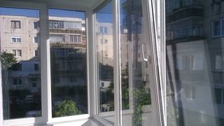 Anunt pentru romanii care au geamuri termopane la bucatarie! Riscati amenzi uriase daca nu faceti asta