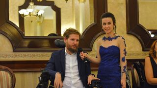 Ea este femeia care are mereu grija de Mihaita Nesu! Vezi aici cu ce se ocupa Maria