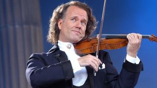 Andre Rieu, acuzat ca a exploatat copii romani