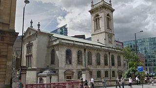 Biserica Sf Andrews din Londra (foto: Daily Mail/google streetview)