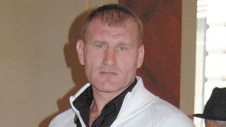 Tolea Ciumac, retinut intr-un dosar de contrabanda de tigari. Risca sa ajunga din nou in spatele gratiilor