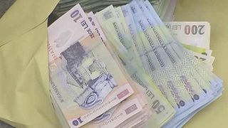 Un tanar din Timisoara a gasit in centrul orasului o sacosa plina cu bani. Ce a facut imediat dupa cu ea?