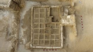 Doua bombe de aviatie cu napalm, de aproximativ 50 de kilograme, descoperite intr-un sat din judetul Galati