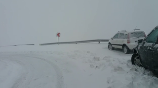 Ministerul de Interne: Atentionam cetatenii ca urmeaza o perioada cu vreme severa. soferii sa se informeze din timp despre conditiile de trafic