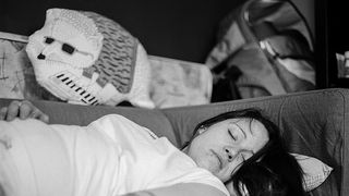 Statea in pat si dintr-o data hainele i-au luat foc! Femeia din Arad a ajuns in coma la spital