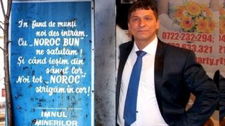 Tristete fara margini la inmormantarea lui Aurel Anghel, minerul ucis in explozia din Mina Uricani - Aproape tot orasul l-a condus pe ultimul drum