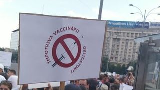 Protest impotriva vaccinarii obligatorii, in Parcul Izvor, din Capitala