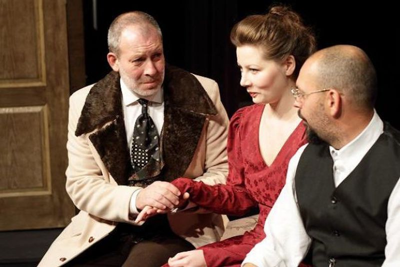 Busuioc, intr-una din piesele in care joaca