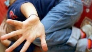 Scandal imens in Bistrita-Nasaud. O invatatoare, acuzata ca maltrateaza si jigneste copiii care locuiesc la manastire