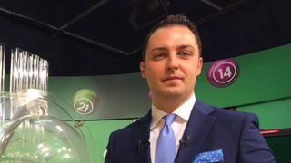 Directorul Loteriei Romane vorbeste, in premiera, despre nunta sa! Alexandru Croitoru s-a casatorit weekendul trecut, dar si-a amanat luna de miere. Afla ce spune despre familia sa si ce surprize le pregateste, in decembrie, romanilor care joaca la LOTO