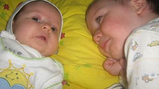 57 de copii abandonati la sectia pediatrica Sf. Maria din Iasi au nevoie de ajutor: "Au nevoie de parinti si de dragoste"