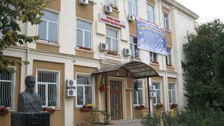 Incident ireal petrecut intr-un liceu din Ploiesti. Ce i-a facut profesoara de matematica unui elev de clasa a sapte - Doar in timpul lui Ceausescu auzeai de asa ceva