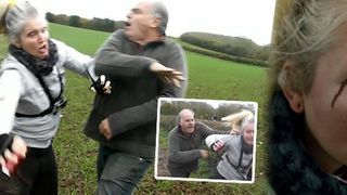 O femeie, batuta cu salbaticie de catre un barbat aflat la vanatoare. Omul o loveste fara mila, chiar daca stie ca este filmat - Incidentul socant a fost surprins secunda cu secunda