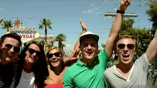 Esti tanar, vrei sa muncesti, dar si sa vezi lumea? Cativa studenti iti arata cum poti face asta!