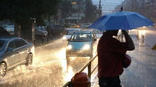 ANM anunta ca vremea va deveni din ce in ce mai rece si mai capricioasa in perioada urmatoare - In weekend vom avea primele temperaturi cu minus din acest an