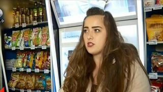 Magazinele de cartier, afaceri sigure, in pofida crizei economice! Romanii prefera sa mearga la chiosc, decat la hipermarket