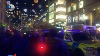 Focuri de arma la cea mai aglomerata statie de metrou din Londra, Oxfor Circus! Oamenii se refugiaza in magazine
