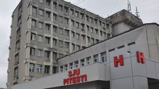 Un barbat s-a aruncat de la etajul 5 al Spitalului Judetean Arges. Era internat dupa ce suferise un AVC