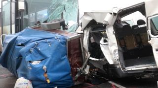 Trei romani au murit si cinci au fost raniti intr-un accident in Ungaria