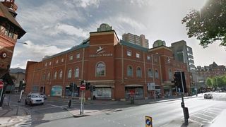 Doi pensionari, prinsi in timp ceintretineau relatii sexuale in toaleta unui magazin