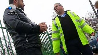 Politistii sectorului 3 s-au apucat sa imparta amenzi pentru parcare neregulamentara! Ce este dubios este ca iata unde si-au parcat ei masina