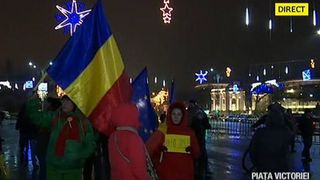 Protestatarii s-au strans din nou in Piata Victoriei!