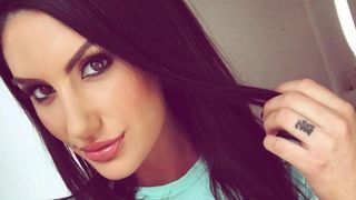 Tragedie in lumea filmelor pentru adulti! August Ames s-a stins din viata la doar 23 de ani!