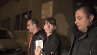 Incredbil! Dupa ce a omorat-o pe tanara de 25 de ani la metrou, criminala s-a dus la Obor si a incercat sa arunce pe cineva in fata tramvaiului