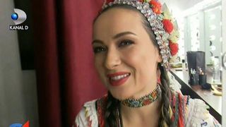 O romanca de 26 de ani a cucerit SUA cu vocea sa! Afla povestea Vladutei Lupau