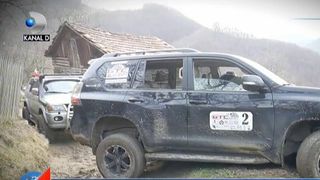 Misiune umanitara extrema in Muntii Buzaului! Membrii unui club off road au mers in cele mai inaccesibile zone si au impartit daruri la batranii si copiii sarmani